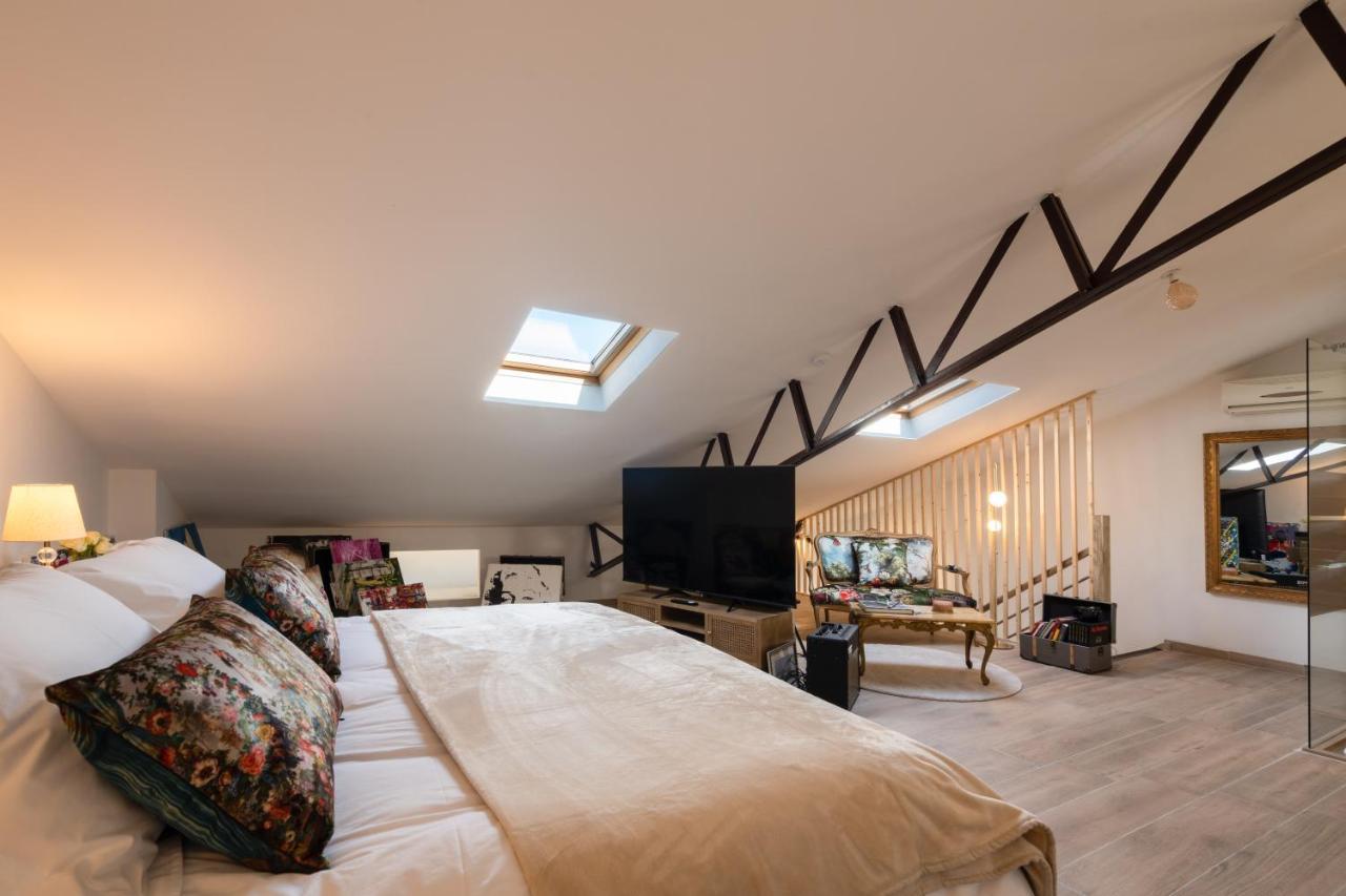 L'Avant Scene Meuble 5 Etoiles Parking Gratuit Jacuzzi Avignon Exterior foto