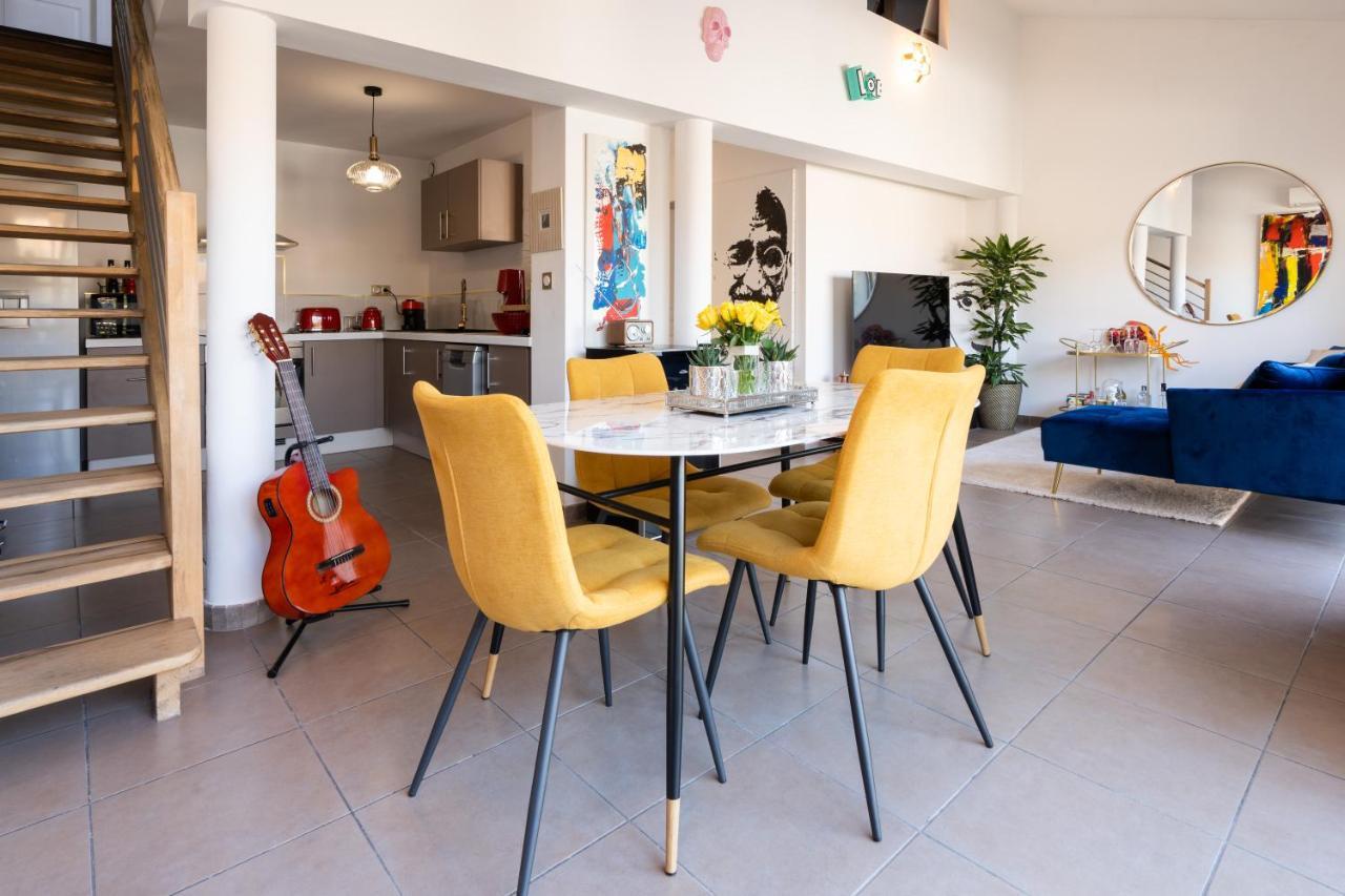 L'Avant Scene Meuble 5 Etoiles Parking Gratuit Jacuzzi Avignon Exterior foto