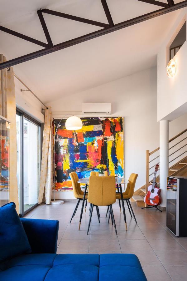 L'Avant Scene Meuble 5 Etoiles Parking Gratuit Jacuzzi Avignon Exterior foto